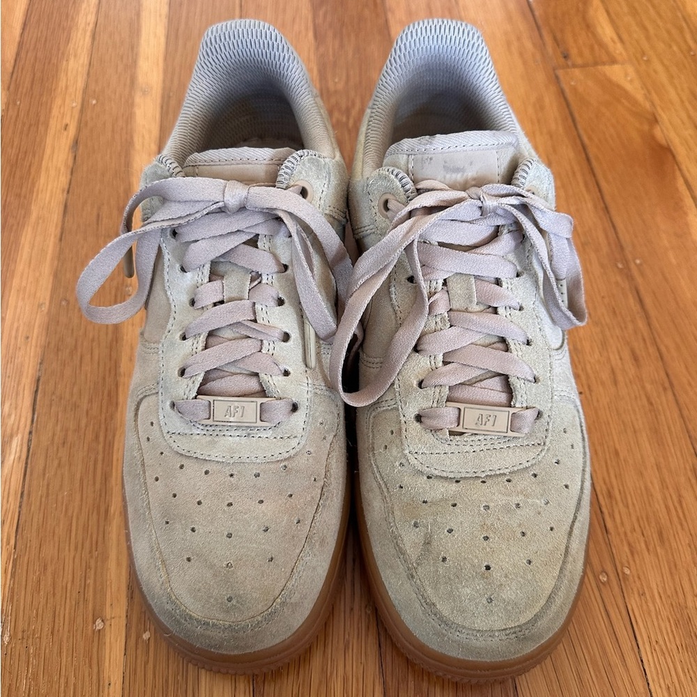 Nike Air Force 1 Suede Sneakers - Beige